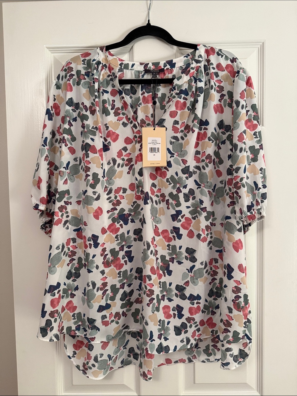 NYDJ White Floral Dotted Print Short Sleeve Blouse